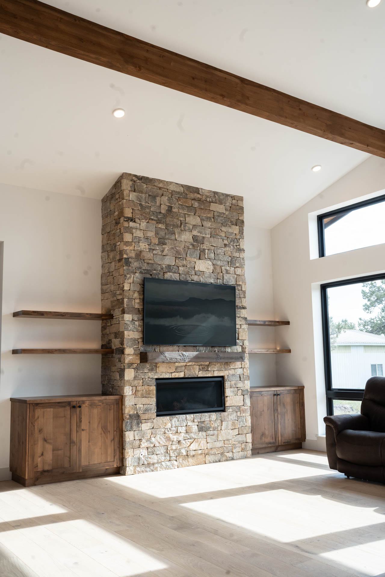 Solaire-Homebuilders-forever-home-net-zero-fireplace-beams Bend Oregon sustainable home by Solaire Homebuilders